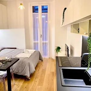  Appartamento Casa Blanca Porta Venezia Italia