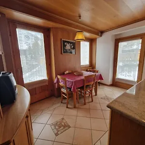 Appartamento Casa Cola, Premadio