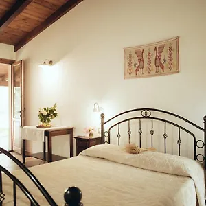  Alloggio per agriturismo Su Leunaxiu Italia