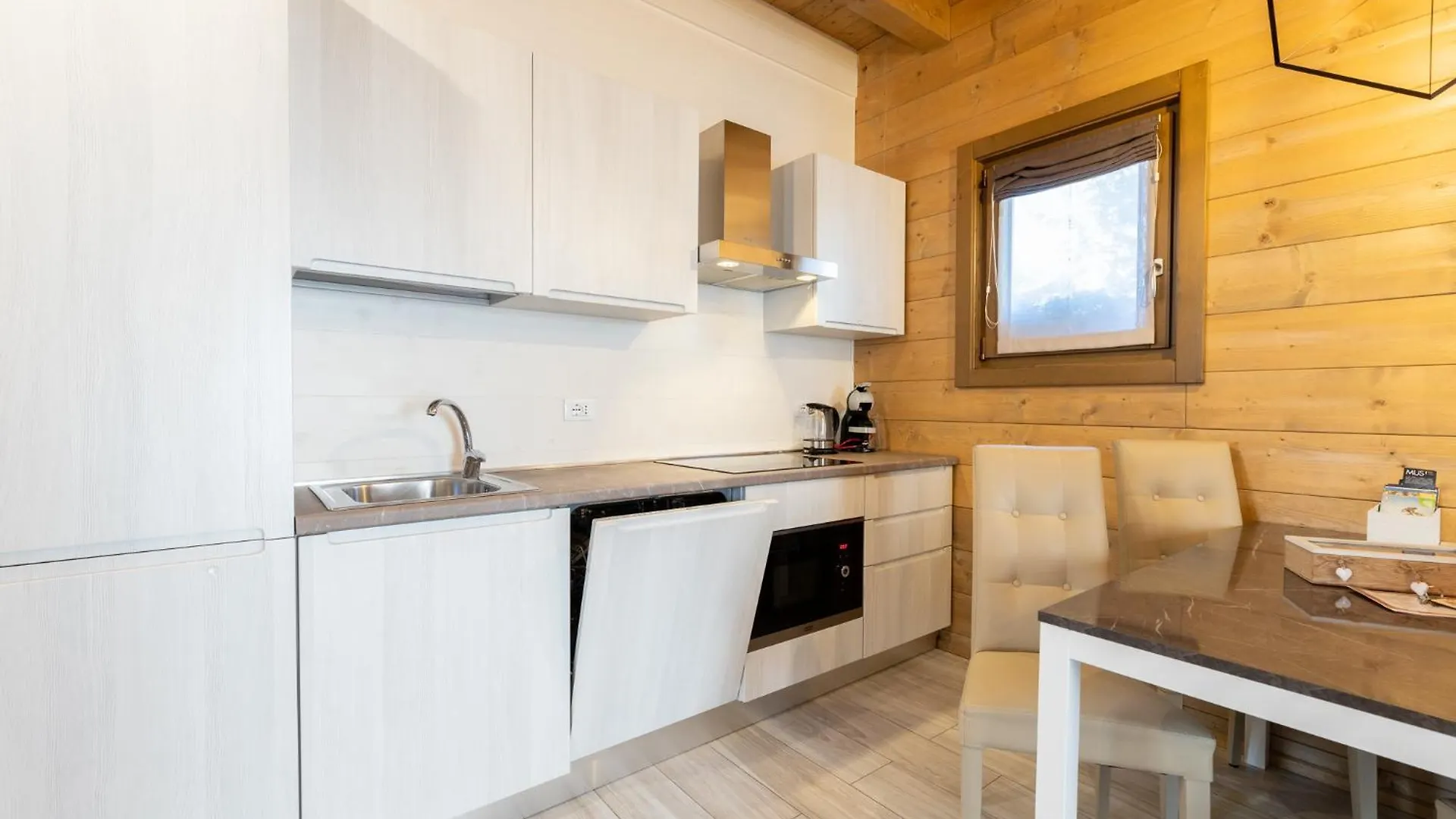 Ivan House Apartment Livigno